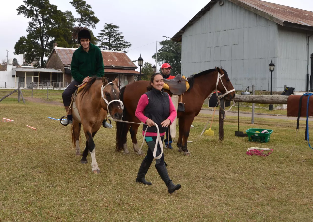 253eed3b-e3a5-4235-82e4-a946579c6a6c