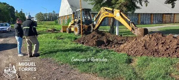 432552626_425531536655414_4681879348064065384_n