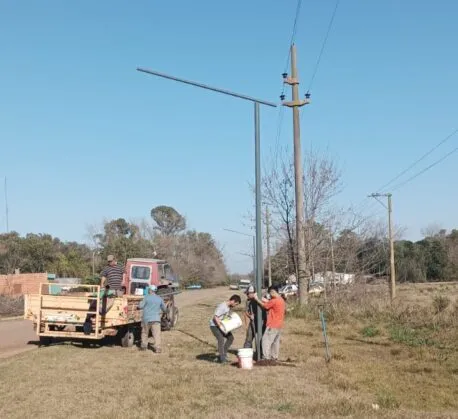 MELINCUE.-Luminaria-led-sobre-Avenida-Sarmiento-1-scaled-e1691624544324