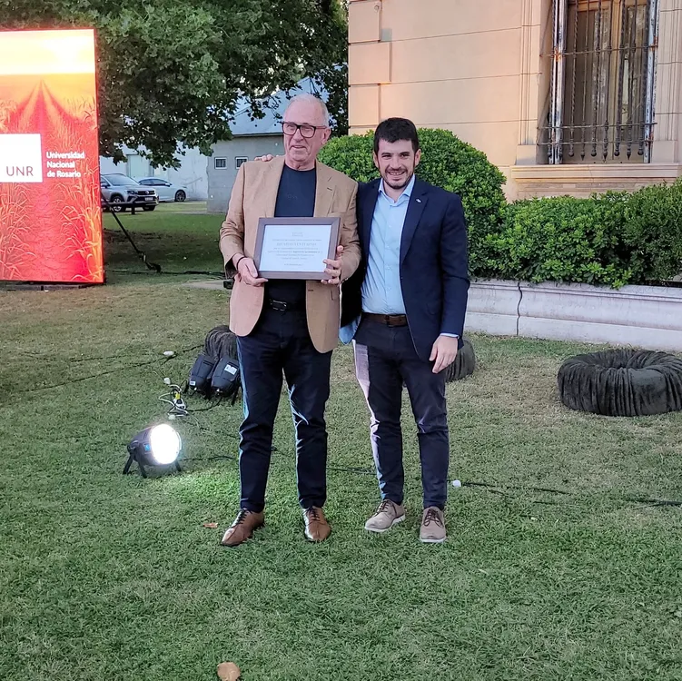 598046806_1352365993576799_3515412163632496634_n