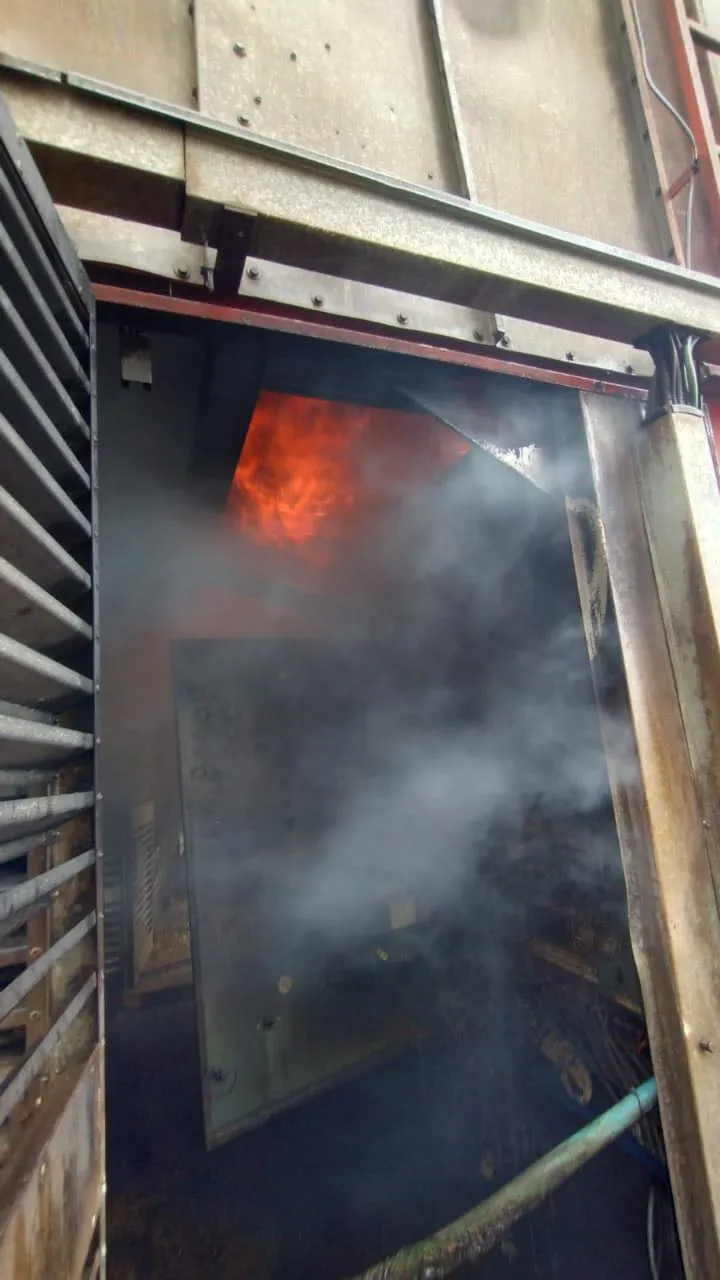 ALERTA Hora- 11-45.Ubicación- Zona Rural, Campo de Familia Montanari.Alerta por incendio de secadora cerealera.En el día de hoy somos convocados por un incendio en una secadora cerealera, al momento de nuestro a (3)