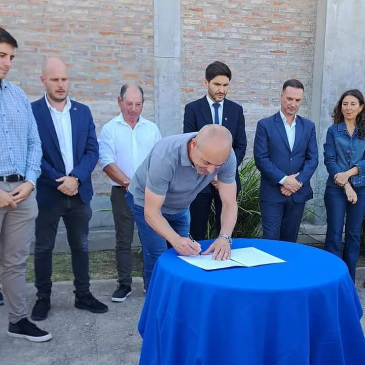 WhatsApp Image 2024-10-18 at 20.37.15 (1)