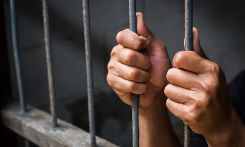 DETENIDO174ea6eb6d6d4b709