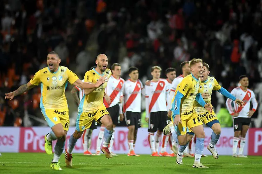 1765c308-a5d9-42f7-81ae-546dc95c689c