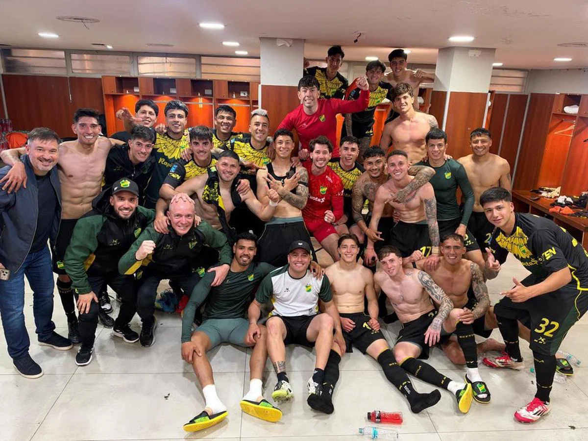 Defensa y Justicia remontó ante Talleres y clasificó a los playoffs