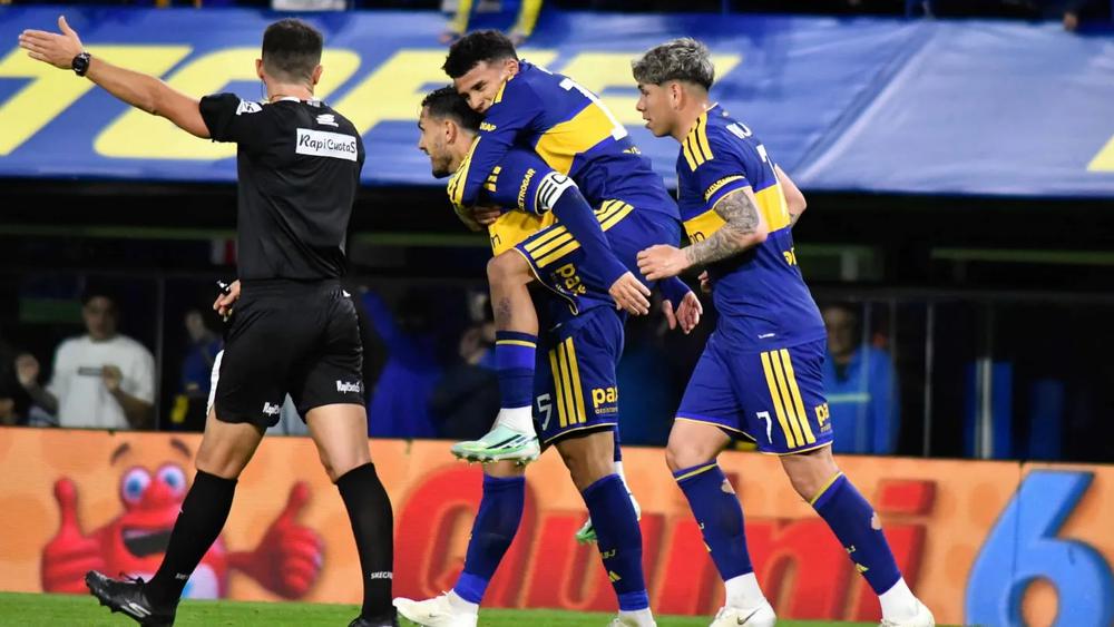 Boca goleó a Unión y quedó a dos puntos de la cima