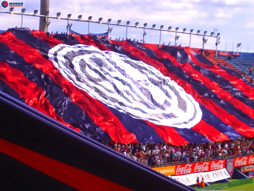 SAN LORENZO HINCHADA