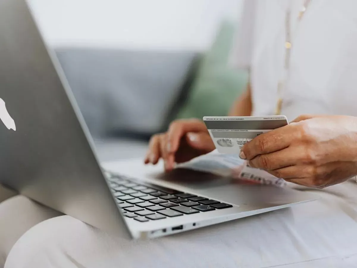 e9ed67fe-f044-4786-b1f8-8df5376aedec