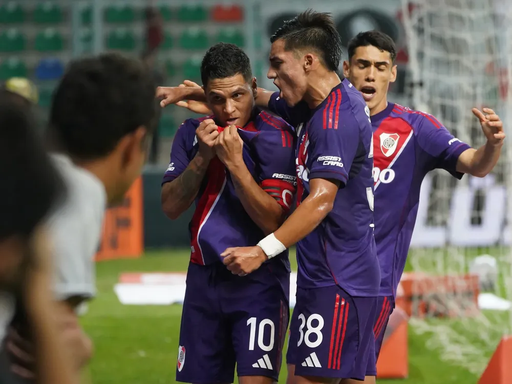 _GBoE2Mi6_2000x1500__1