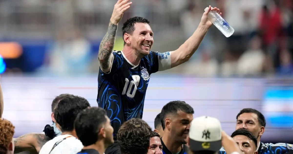 Messi se despide de la selección con música y homenajes