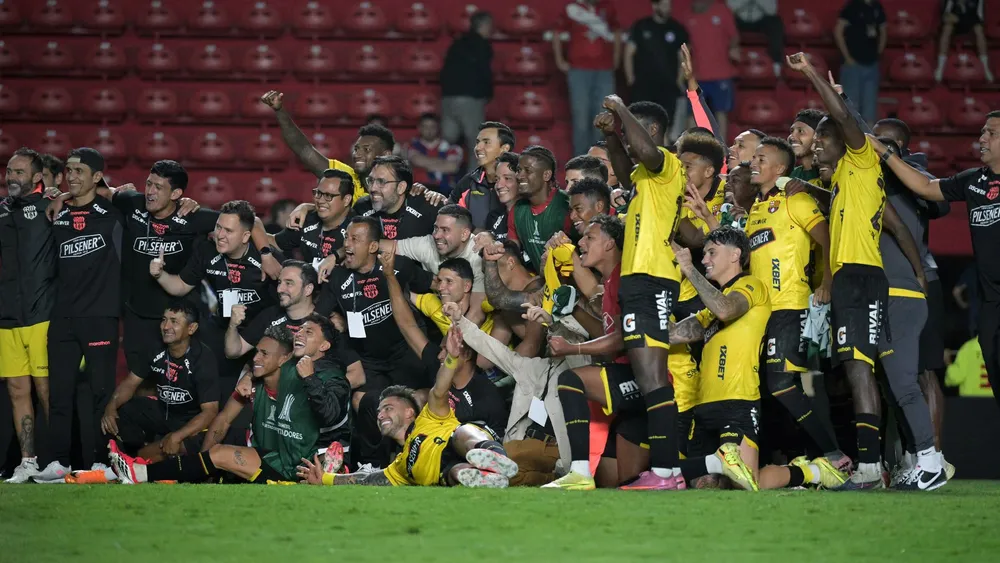 arg jrs libertadores barcelona ecuador.jpg-699fbe13ae999