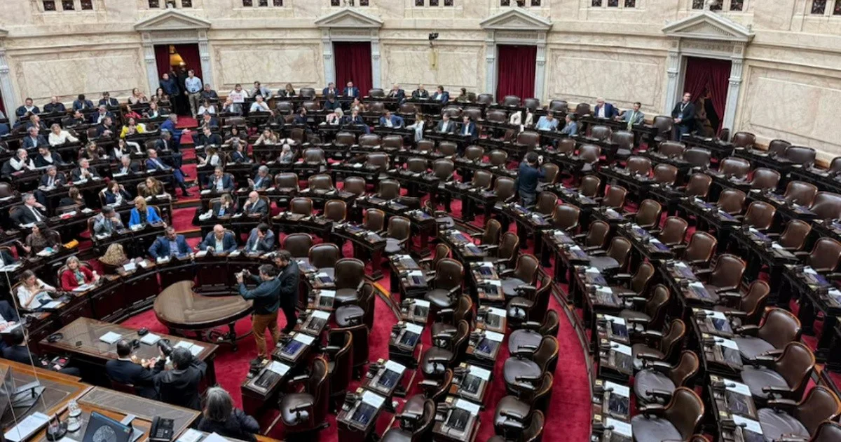 Sin quórum, Diputados no pudo debatir la derogación del DNU 70