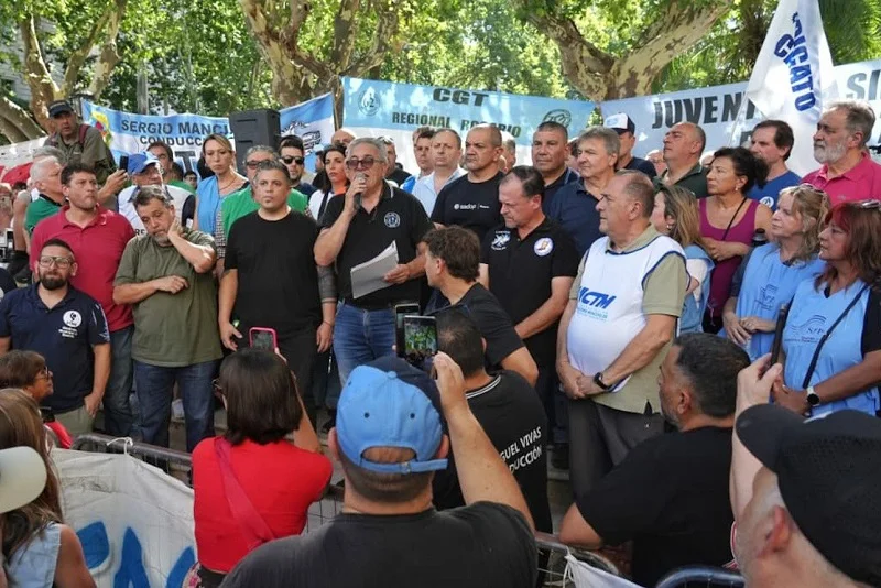 Marcha-de-la-CGT-Rosario