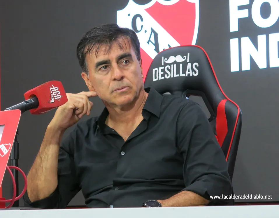 Quinteros escucha