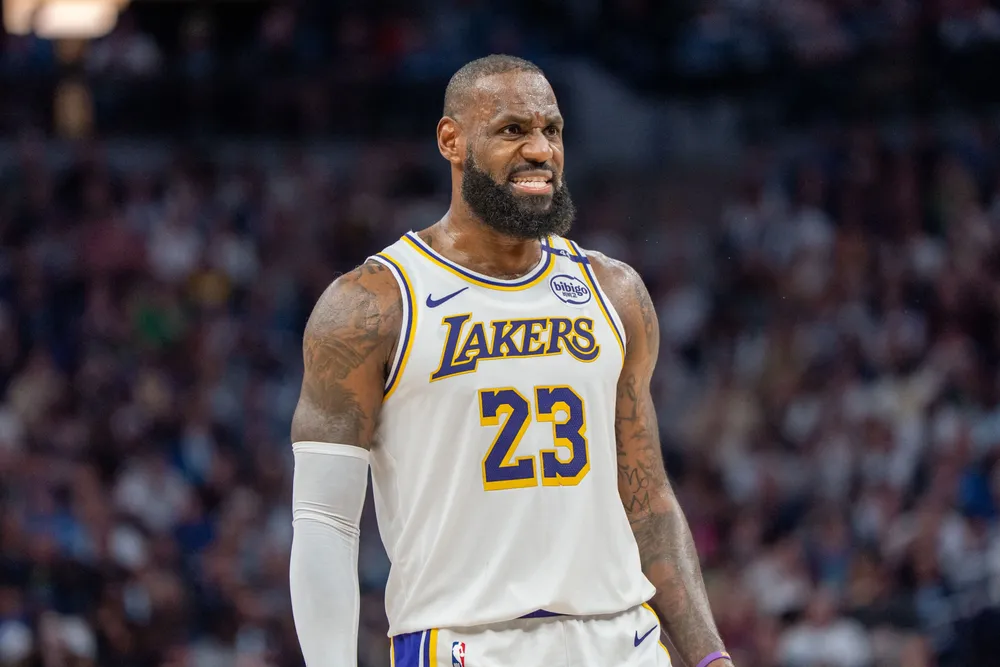 2025-04-27T234728Z_1649777763_MT1USATODAY26032929_RTRMADP_3_NBA-PLAYOFFS-LOS-ANGELES-LAKERS-AT-MINNESOTA-TIMBERWOLVES