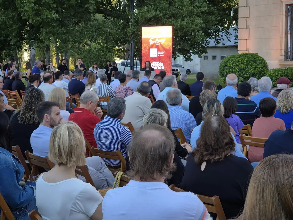 598563016_1352358803577518_4010744861712263227_n