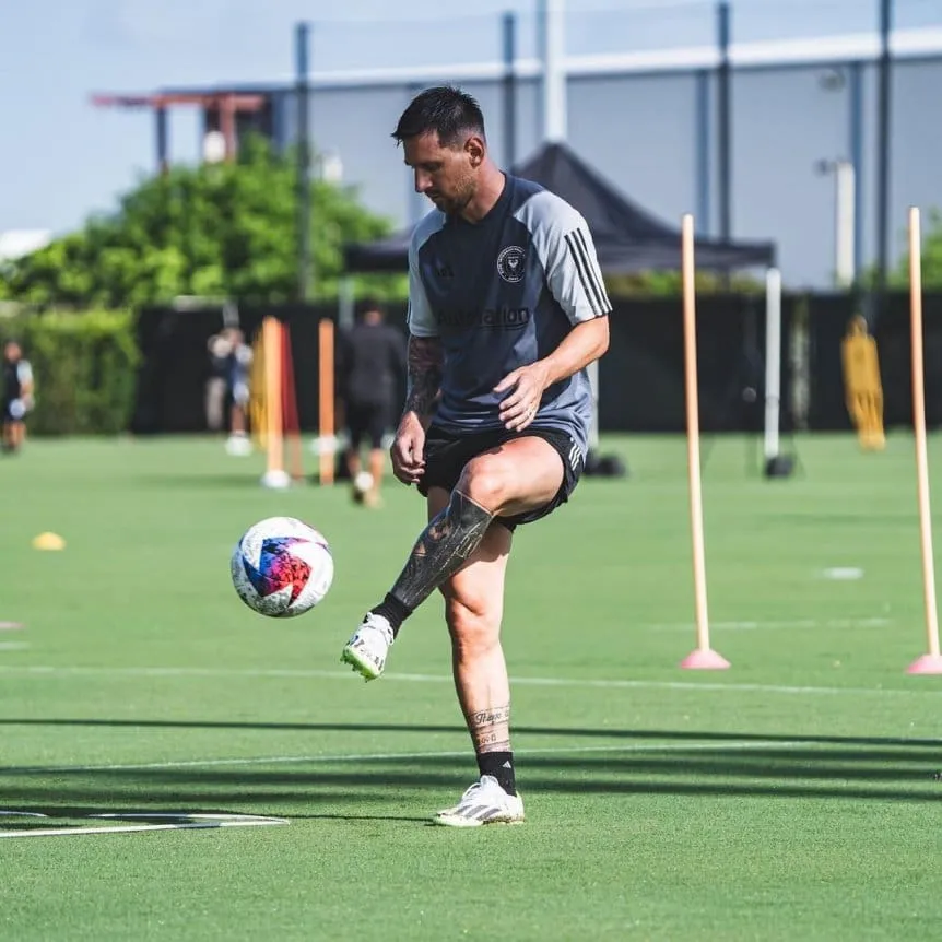 lionel-messi-inter-miami_w862