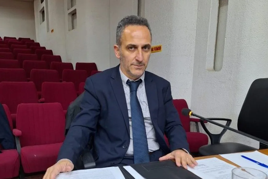 z7wGNngr2_870x580__1