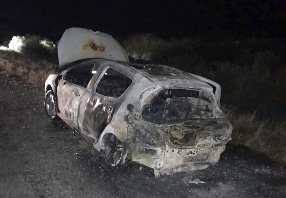 multimedia.normal.92293de7a3ae1c87.YXV0by1yb2JhZG8taW5jZW5kaWFkby0yX25vcm1hbC53ZWJw