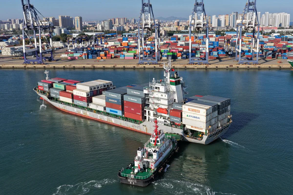 China creció 4,5% con impulso exportador y debilidad del consumo