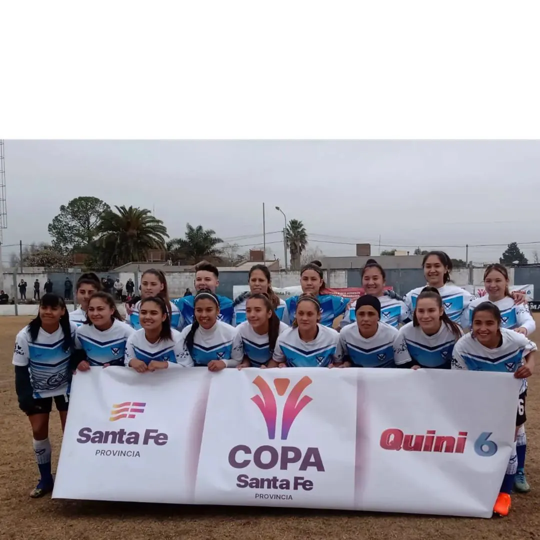Con la frente en Alto!! Las chicas se despidieron de la Copa Santa Fe tras caer por 2 a 1 contra Aprendices Casildense. Haciendo un gran desempeño en la Copa Santa Fe Y quedando entre las 8 mejores de la provincia
