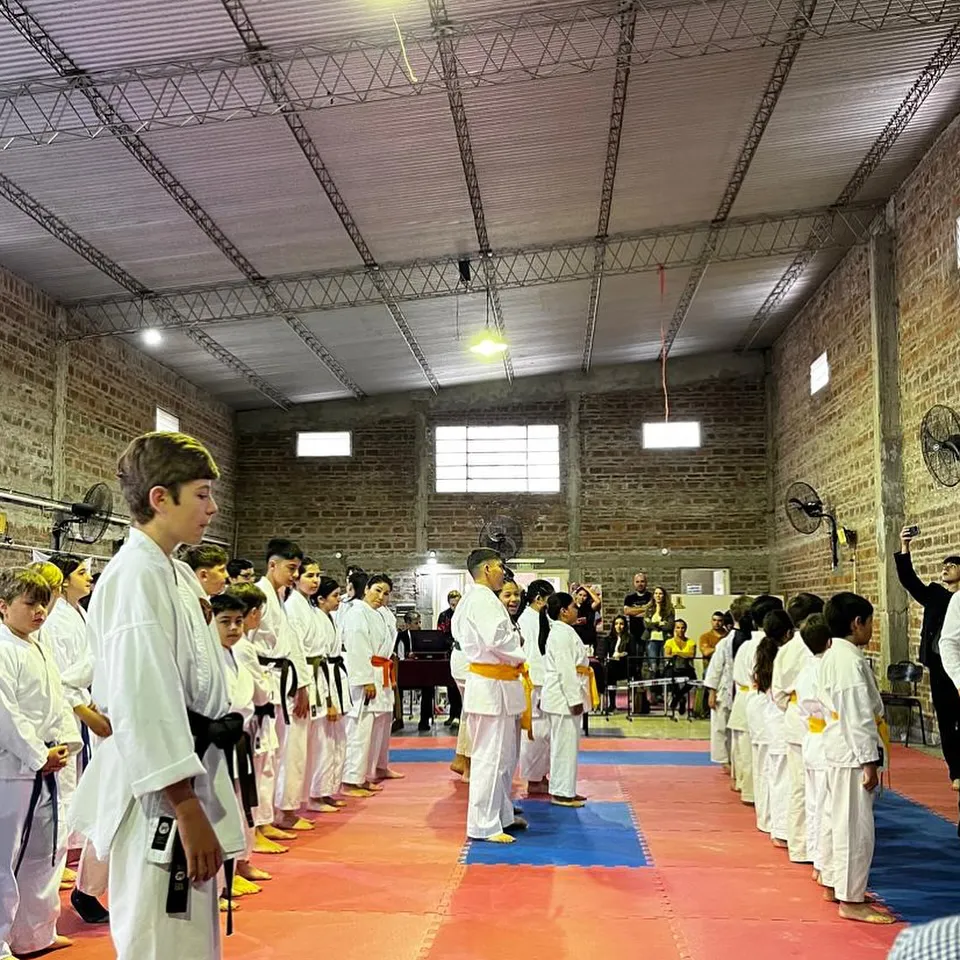 565029633_18290893519286482_5270209285879219160_n