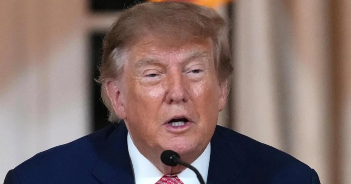 Trump anunció que reemplazará “Inteligencia Artificial” en documentos oficiales