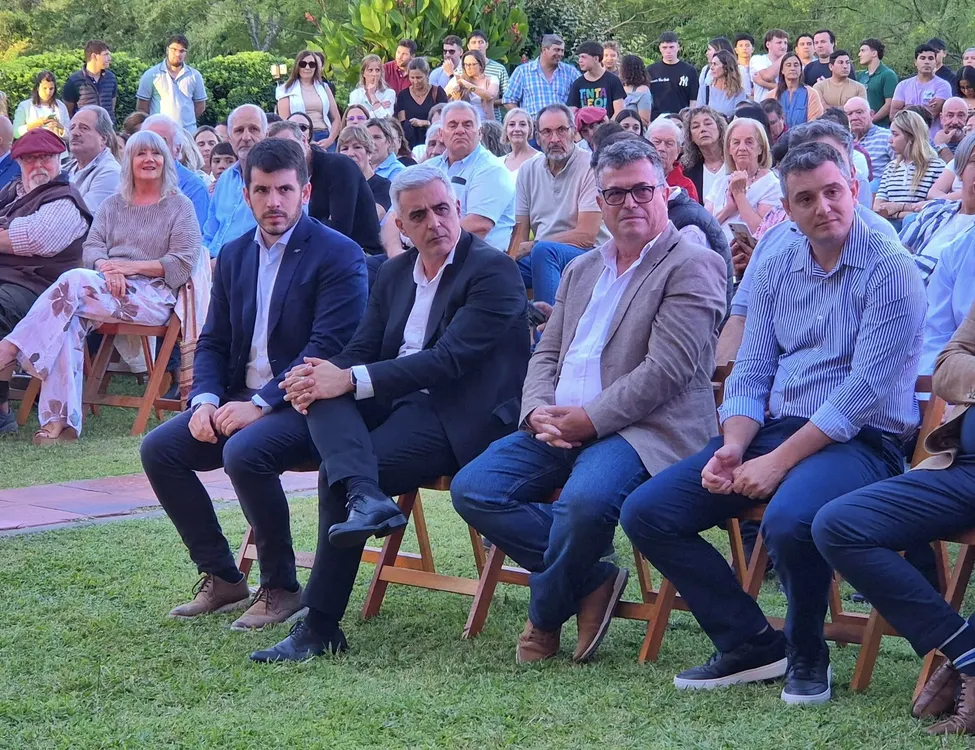 597744480_1352358676910864_3053537005317235643_n