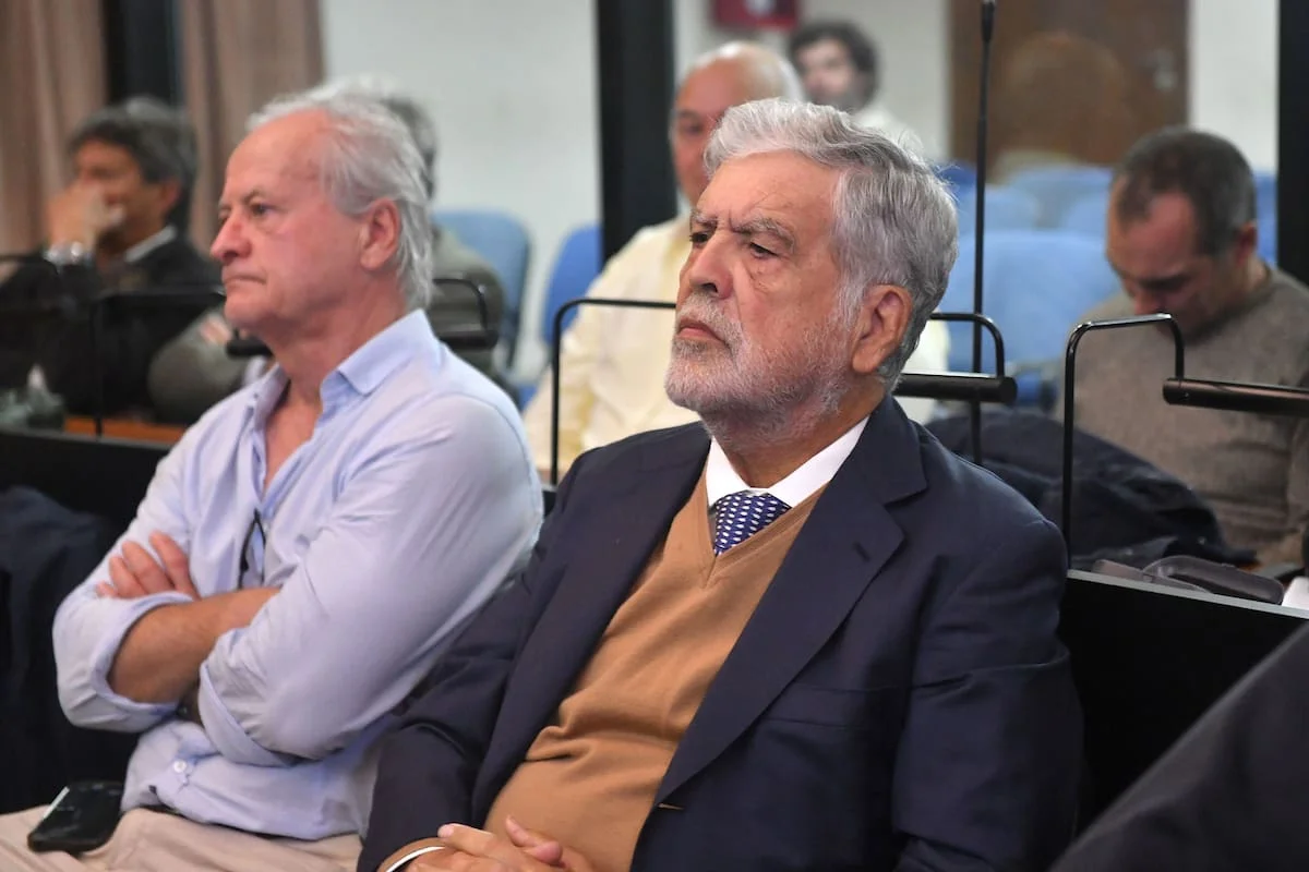 julio-de-vido-durante-una-audiencia-presencial-PWNLOTSRGBCPLHQAJ7BJWPFOXY