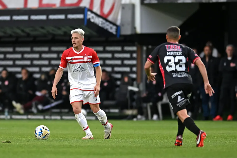 Estudiantes-vs.-Barracas-Central-Ascacibar-scaled