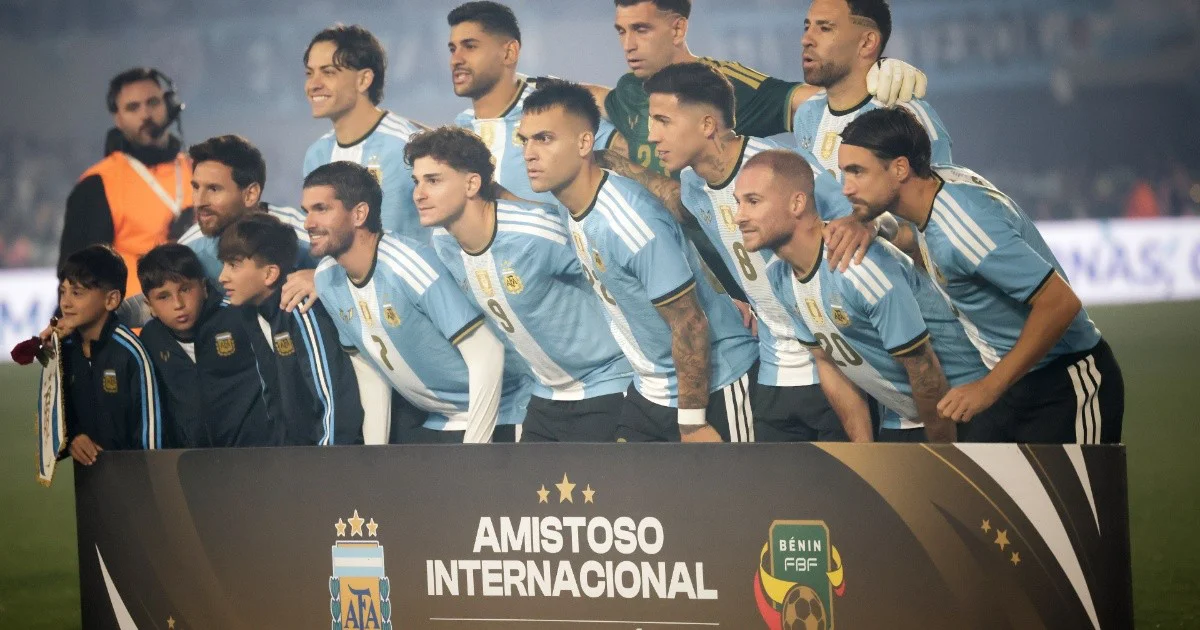 Messi brilló con un gol y dos asistencias en su despedida