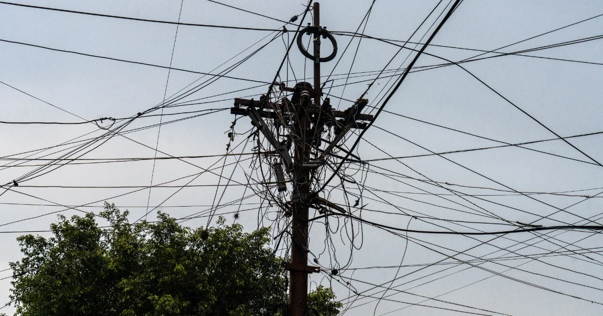 Rosario licitó el retiro de cables obsoletos en el centro