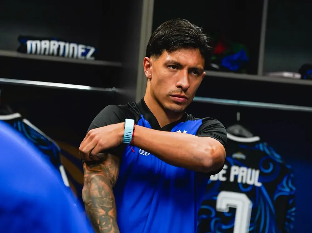 lisandro-martinez-1