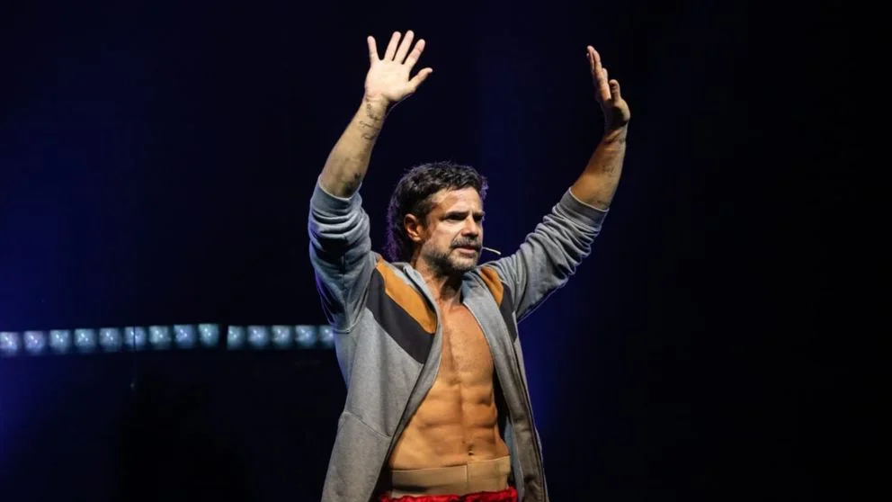 69af6840bac5c_992_558!