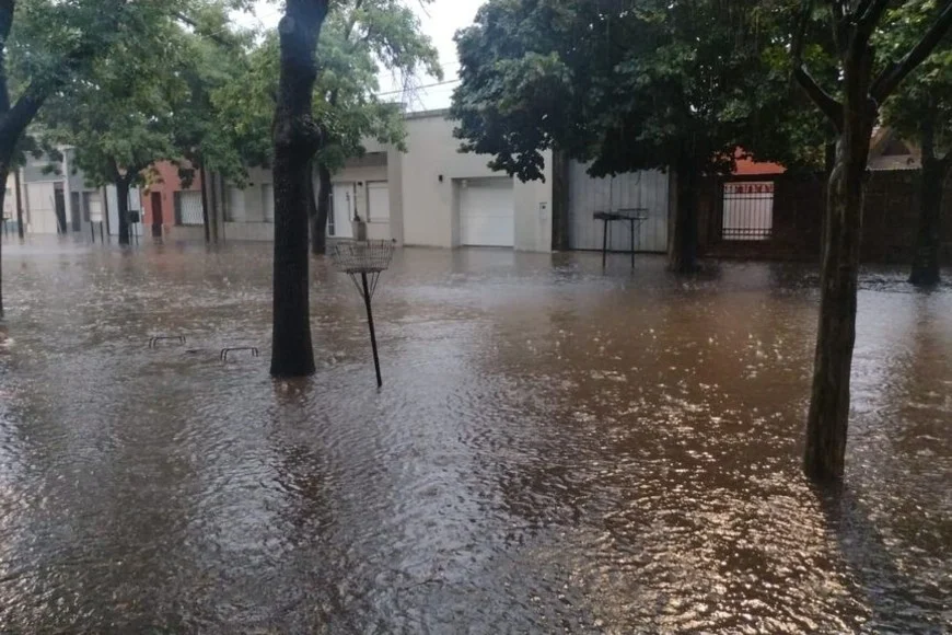 zda5xFplU_870x580__1