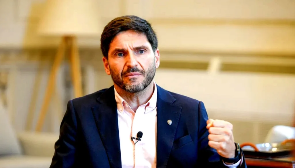 Pullaro-enojado-1-1024x585