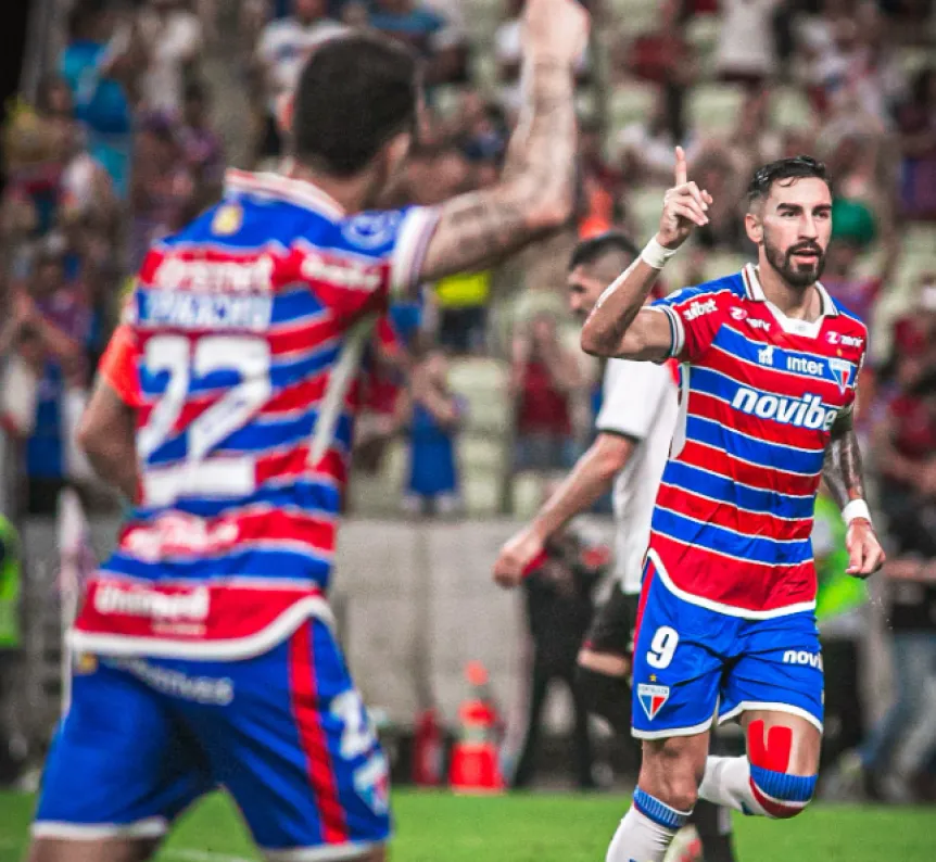 fortaleza-festejo-gol_w862