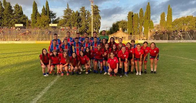 Compartimos algunas imágenes de lo que fue la Fecha 02 de la División “A” y “B” de la #LigaVenadense  Fabián Gallego, Germán Cabral, Carlina Rosello, Federico Da Gracia y Carlos Paulina.