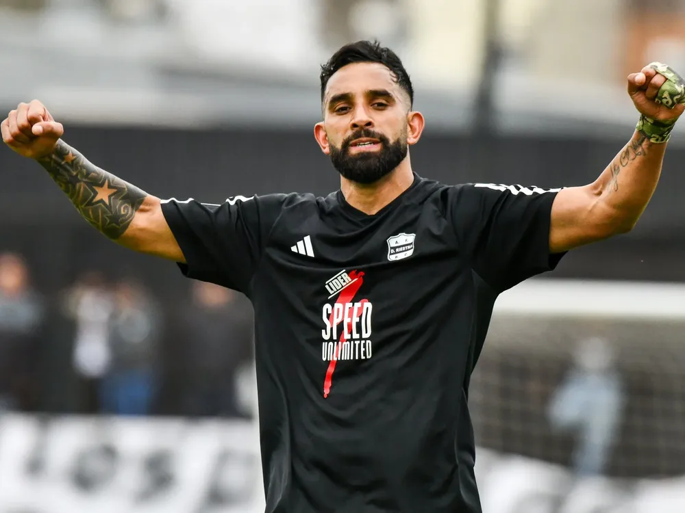 DfDuXTp7J_2000x1500__1