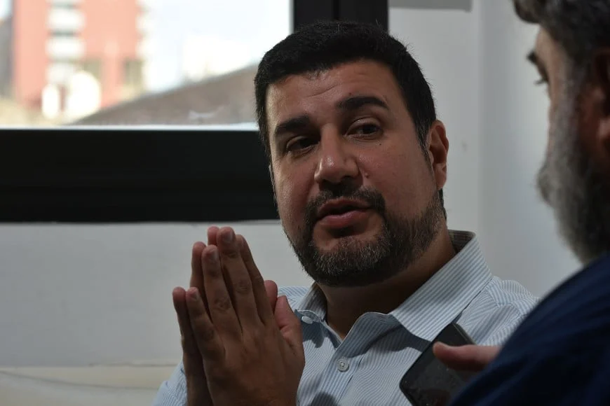 1NVKH9kAC_870x580__1