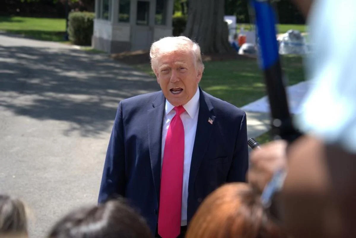 Trump cuestionó las elecciones brasileñas y negó haber tomado partido