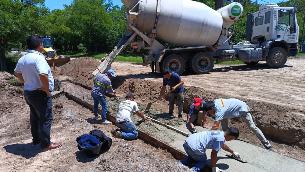 402162098_675991838038690_5940795471894690361_n