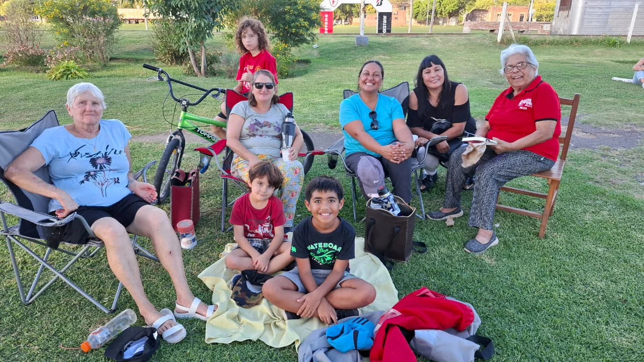 f6da9cb5-a63b-4d4c-94ef-60c6807cf060