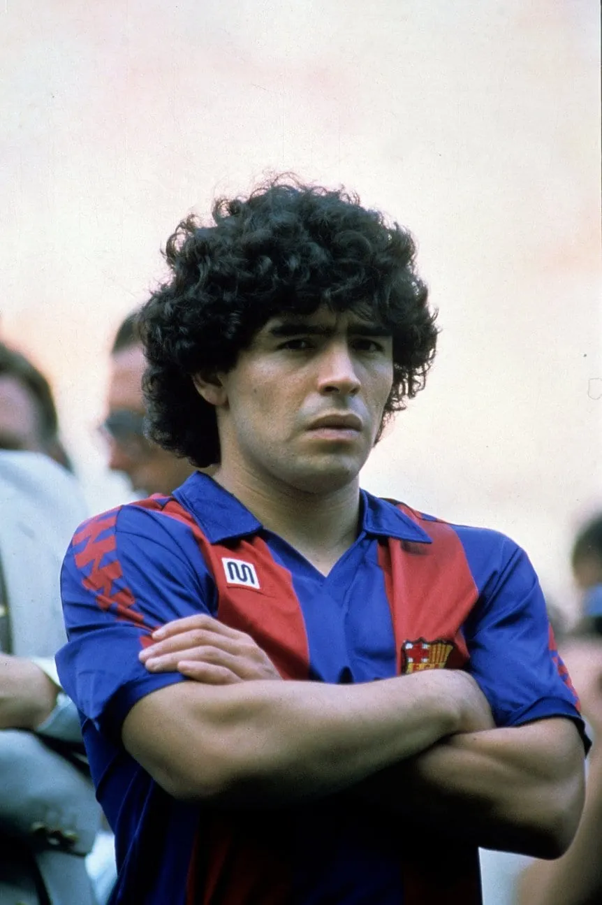 diego-maradona-_w862