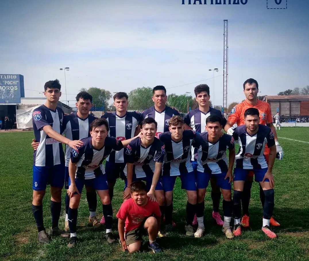 #FINAL - CON EL PIE DERECHOEn una tarde de viento, #Sportsman logra arrancar de la mejor manera la #FASEFINAL, se impuso por 2 a 0 frente a #Matienzo.El primer gol fue de penal, convertido por @agusblanco10.M