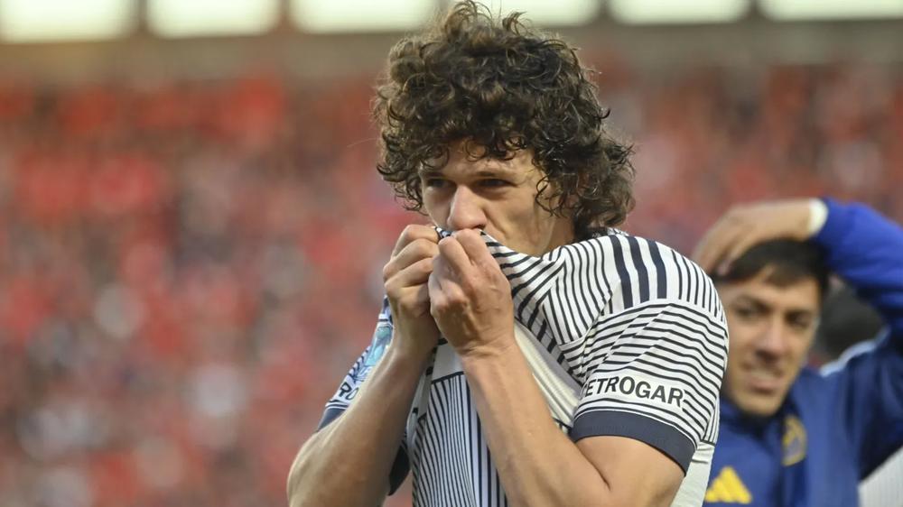 Herrera marcó sobre el final y Boca sostuvo la punta