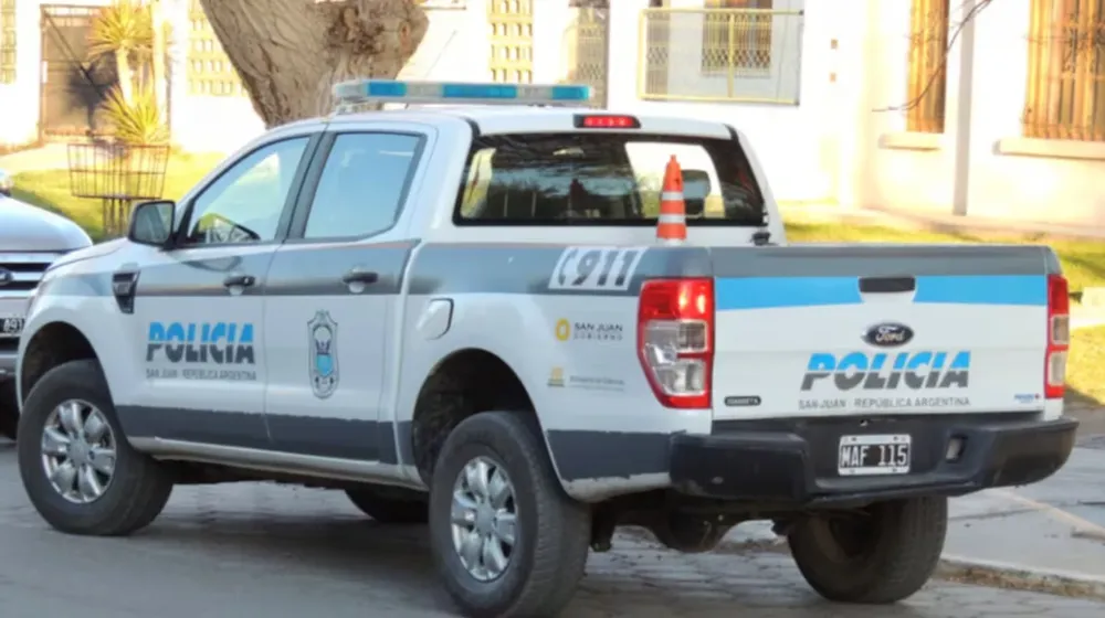 la-policia-de-san-juan-logro-detener-al-agresor-foto-imagen-ilustrativa-policia-de-san-juan-7MQ4GMI3UBBINNF7QOPJZQDSIA
