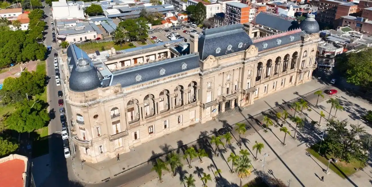 casa_gris_1 (1)