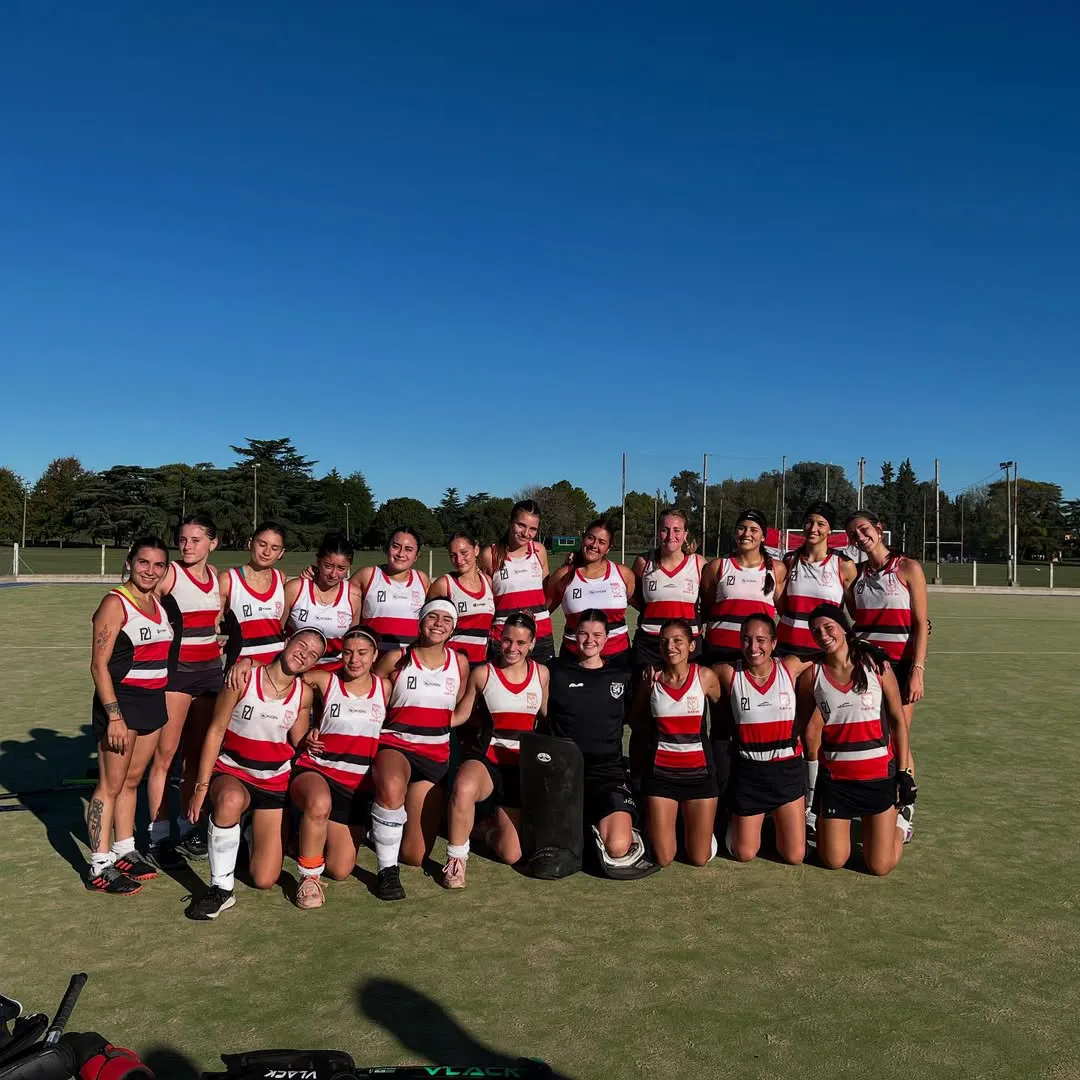 SÁBADO DE PARTIDOSLas categorías competitivas del CEF se enfrentaron a Studebaker por la 3era Fecha del Torneo.Partidos PRIMERA- CEF 2 - Studebaker 0 SUB 19- CEF 5 - Studebaker 1 SUB 16- CEF 0 - Studebaker 0 SUB 14-