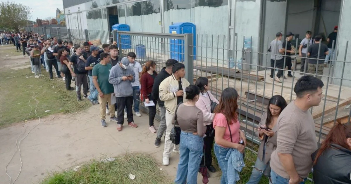 Puccini afirmó que la búsqueda laboral creció 50% en Santa Fe